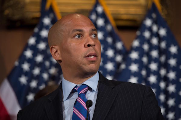 Image Cory Booker Lima Charlie