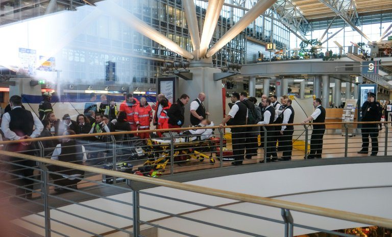 Image Hamburg Airport evacuation 