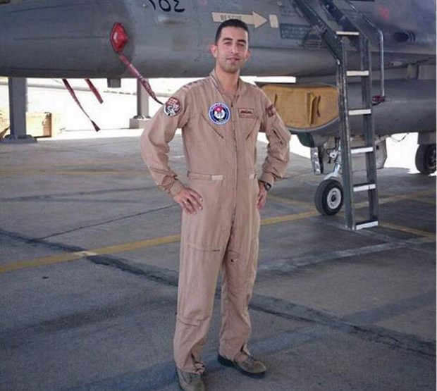 Image Jordanian pilot Moaz al Kassasbeh