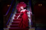 Image Bette Midler in Hello, Dolly!