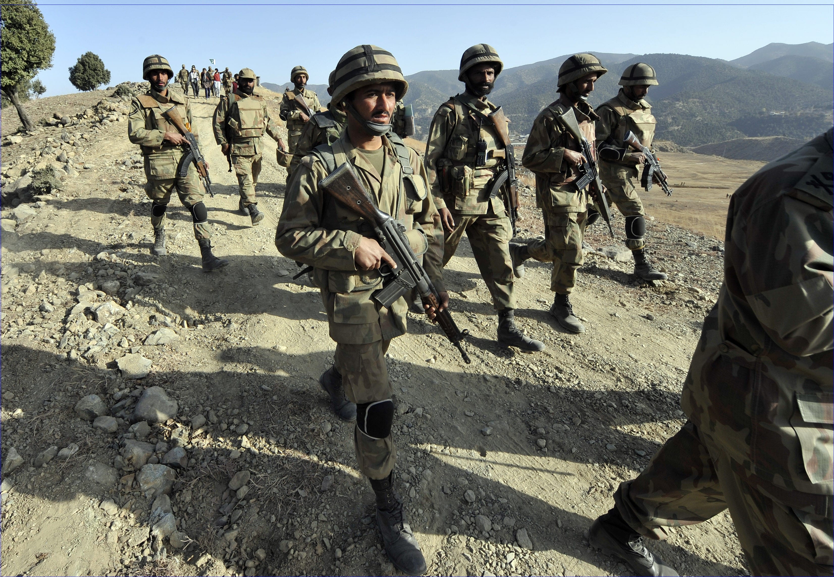 Image Pakistani soldiers killed during search and destroy mission on Pakistan Afghan border