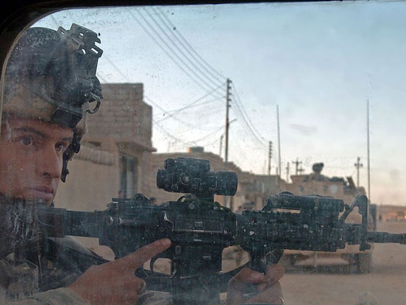 Image U.S. Army Soldiers assigned to 2nd Battalion, 325th Airborne Infantry Regiment, 82nd Airborne, conduct a routine search of Tal Afar, Iraq (Nov. 1, 2005)(US Navy photo: Alan D. Monyelle) 