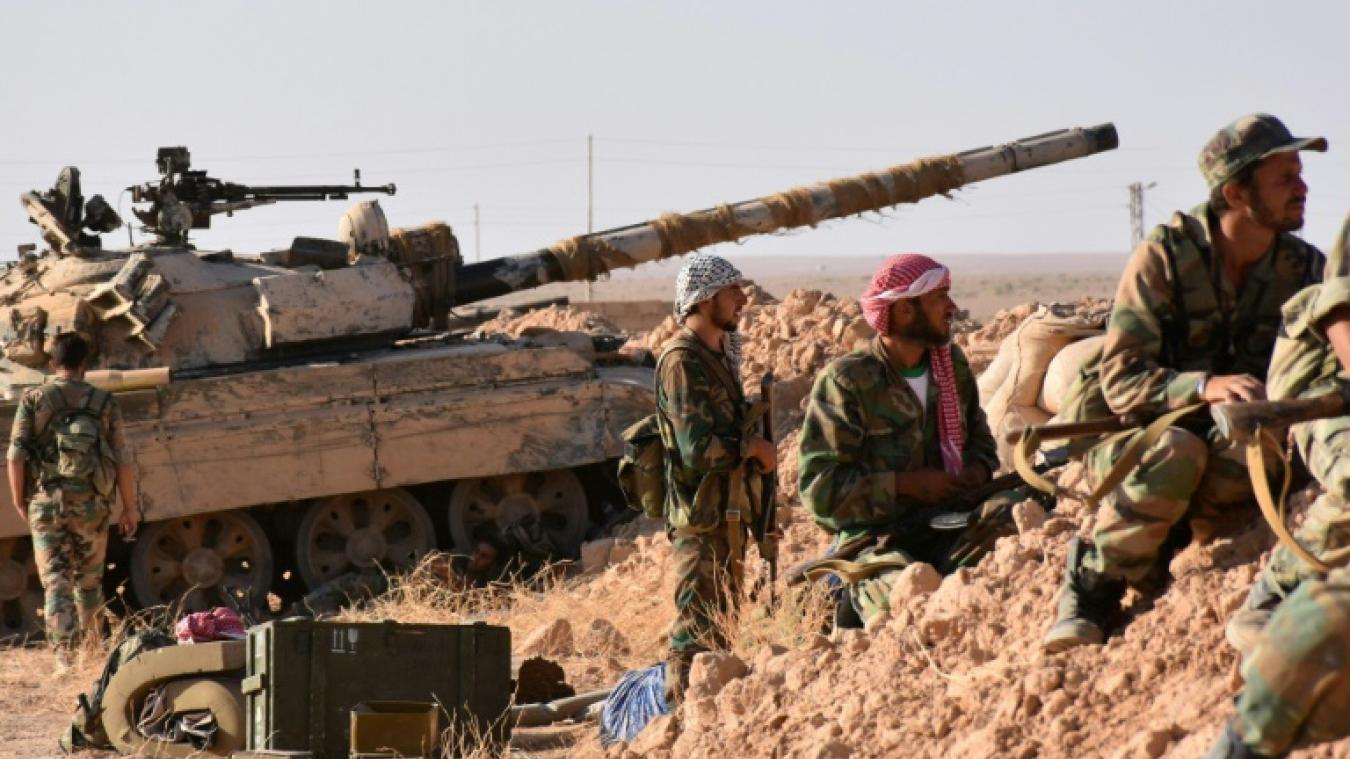 Image Syrian Pro-Government Forces near Deir Ezzor, Syria, September 9, 2017 (AFP)