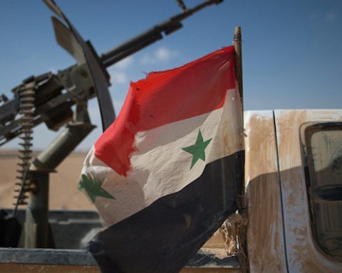 Image Syrian Army breaks through ISIS lines at Deir Ezzor