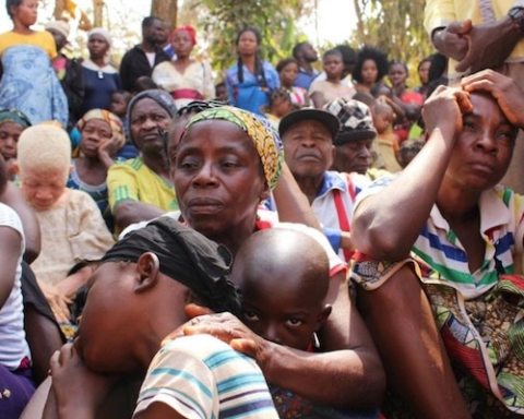 Image Cameroonian refugees rush to Nigeria to escape conflict between English speakers and French speakers [Image: UNHCR / Elizabeth Mpimbaza]