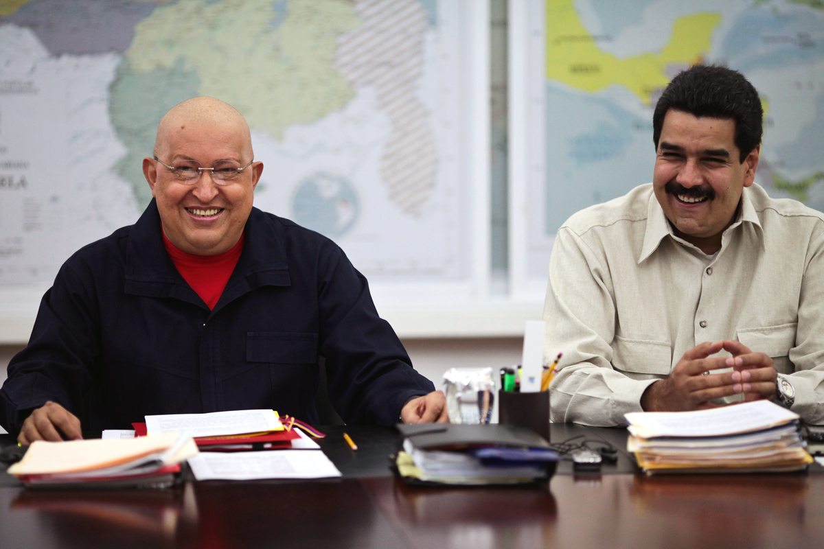 Image Hugo Chávez (left) and his protege, Nicolás Maduro (right) in 2011, prior to Chávez's death. Maduro served as Chávez's vice president, and came into office with high approval ratings because of that association. Fast forward 4 years, and those ratings have plunged into the teens. [Prensa Presidencial]