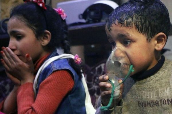 Image Syria chemical weapons attack is not without skeptics [Lima Charlie News][Image: White Helmets]