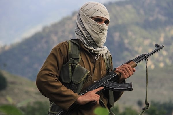 Image Taliban spring offensive begins, as insurgents attack across Afghanistan [Lima Charlie News][Image: Al Jazeera]