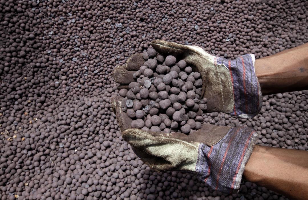 Image Iron ore pellets