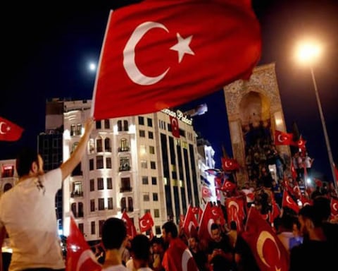 Image The Night Turkey's Democracy Died on a Bridge of Martyrs [Lima Charlie News]