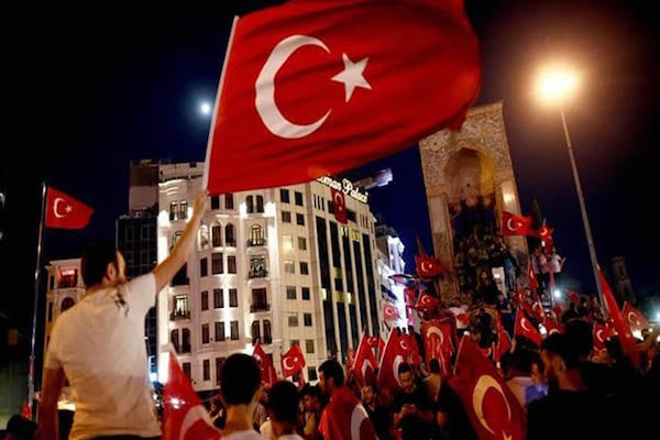 Image The Night Turkey's Democracy Died on a Bridge of Martyrs [Lima Charlie News]