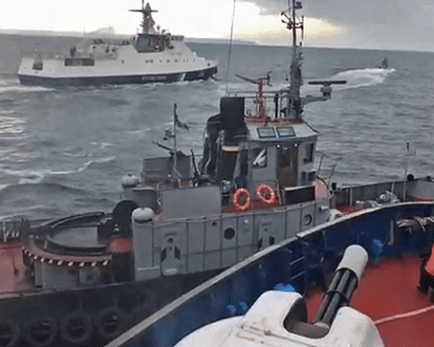 Image Crimea crisis escalates after Russian Ukrainian naval incident [Lima Charlie News]