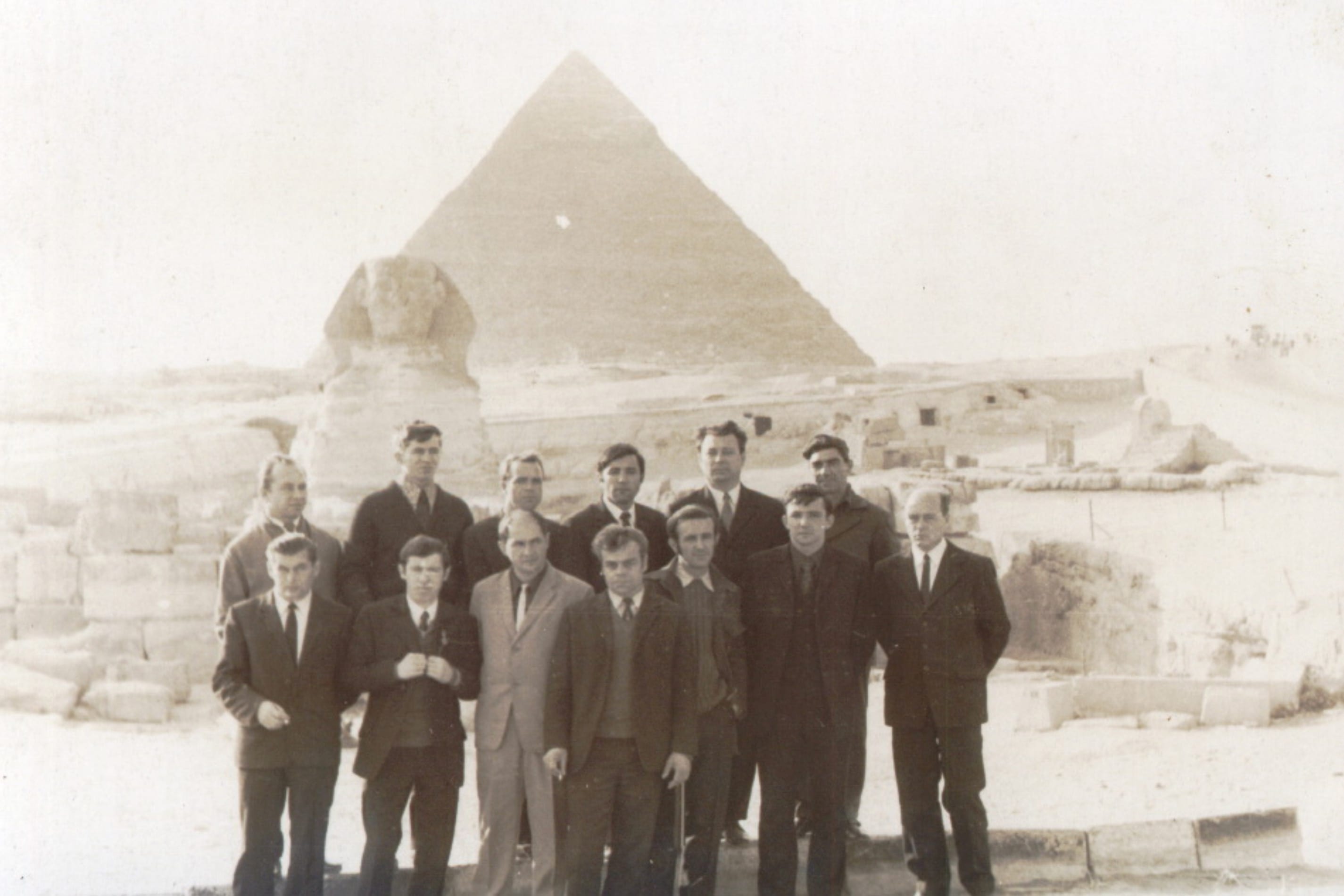 [Soviet military advisers against the background of the Pyramid of Khafre and the Great Sphinx, 1972]